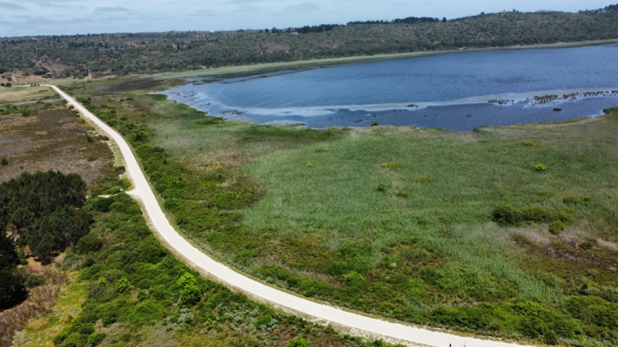 Commercial Property for Sale in Rondevlei Western Cape